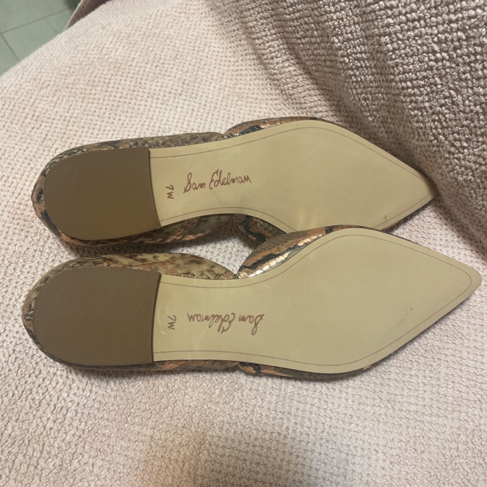 Shoes - Picture 4 of 4